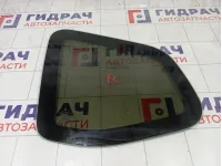 Стекло кузовное глухое (форточка) левое Renault Duster 833072543R