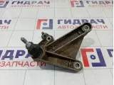 Кронштейн КПП (АКПП, МКПП) Renault Duster 8200043084