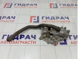 Корпус термостата Renault Duster 8200338668