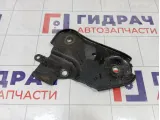 Кронштейн балки передней левый Renault Duster 8200823809