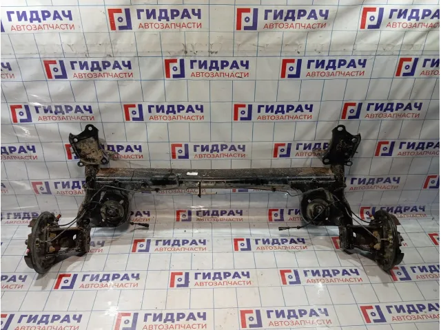 Балка задняя Renault Duster 555016666R