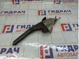 Рычаг, педаль стояночного тормоза Renault Duster 360108002R