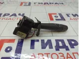 Переключатель поворотов подрулевой Renault Duster 6001551357