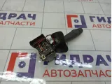Переключатель поворотов подрулевой Renault Duster 6001551357