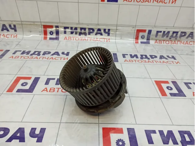 Моторчик отопителя (печки) Renault Duster 6001547691