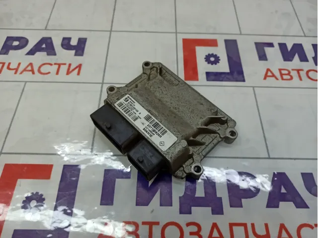 Блок управления двигателем Renault Duster 237100826R