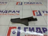 Накладка петли капота левая Renault Duster 668220006R