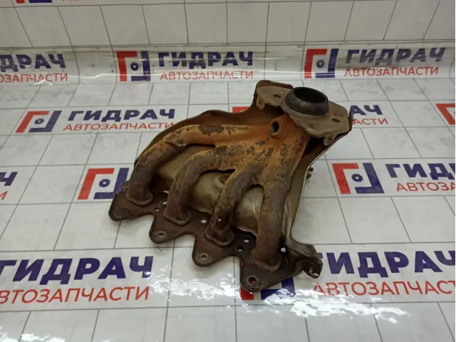 Коллектор выпускной Renault Duster 8200543309