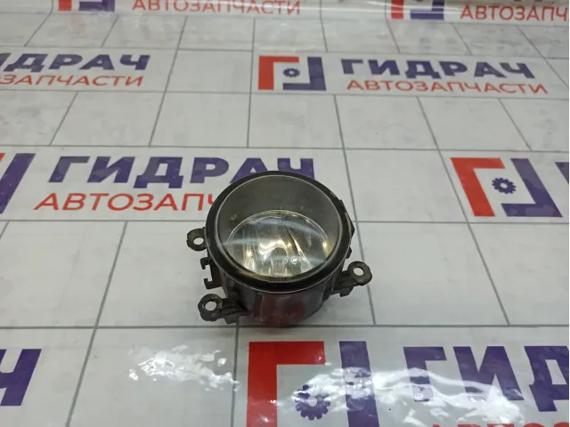 Фара противотуманная Renault Duster 8200074008