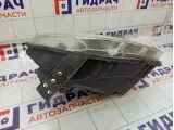 Фара правая Renault Duster 260100067R