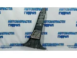 Обшивка стойки средней левой нижняя Renault Duster 8200823418. Царапины.