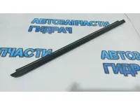 Накладка стекла заднего левого Renault Duster 828210178R.