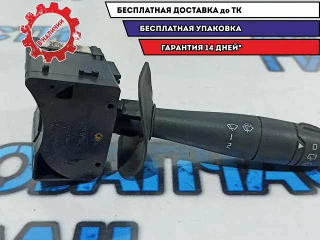 Переключатель стеклоочистителей Renault Duster 6001551357.