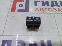 Блок управления стеклоподъемниками Renault Duster 254118044R