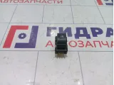 Кнопка стеклоподъемника Renault Duster 254218614R