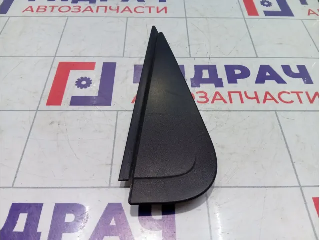 Накладка двери задней левой Renault Duster 822354434R