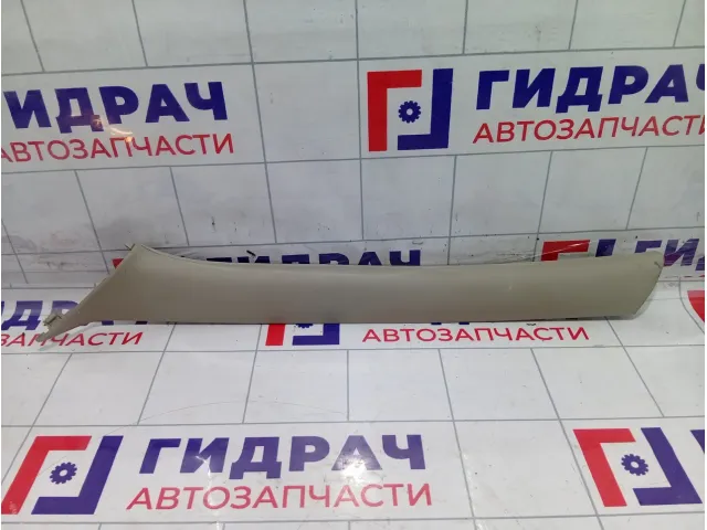 Обшивка стойки передней левой верхняя Renault Duster 8200732334