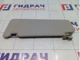 Козырек солнцезащитный правый Renault Duster 964003003R