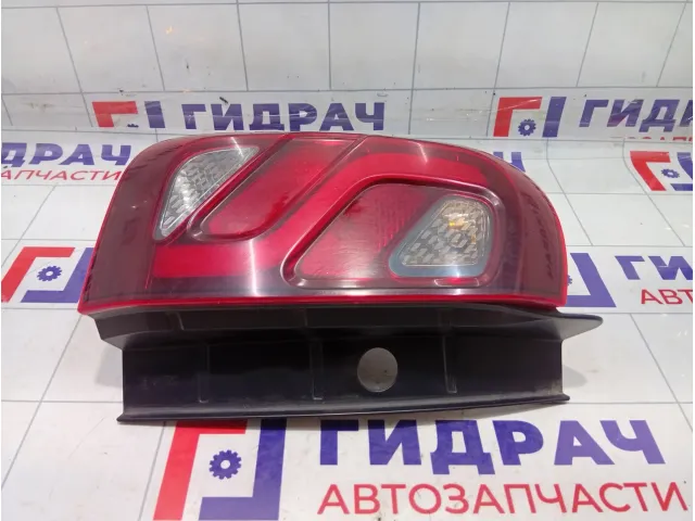 Фонарь задний левый Renault Duster 265550368R