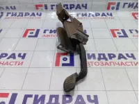 Педаль тормоза Renault Duster 465016578R