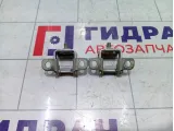 Петли крышки (двери) багажника Renault Duster 844003908R
