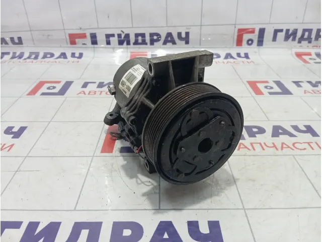Компрессор системы кондиционирования Renault Duster 926008367R
