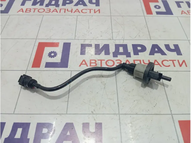 Клапан вентиляции топливного бака Renault Duster 8200248821