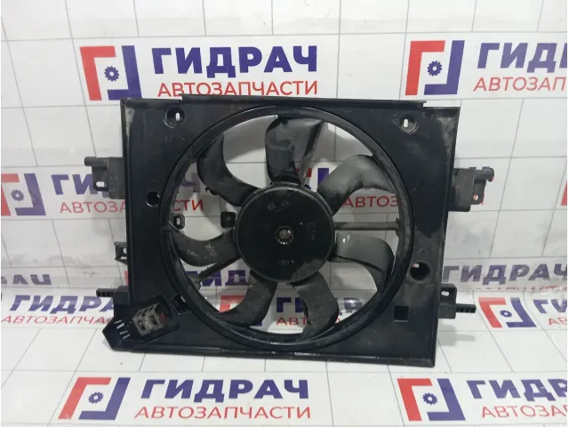 Вентилятор радиатора Renault Duster 214814130R