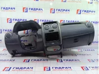 Торпедо Renault Duster 681001758R