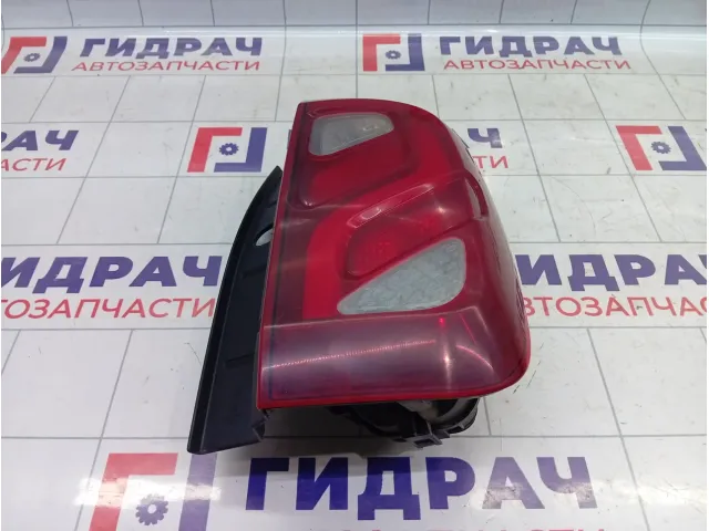 Фонарь задний правый Renault Duster 265504304R