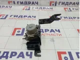 Блок ABS Renault Duster 476606804R