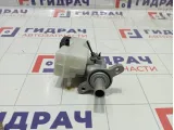Цилиндр тормозной главный Renault Duster 460112629R