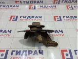 Кулак поворотный передний левый Renault Duster 8200881914