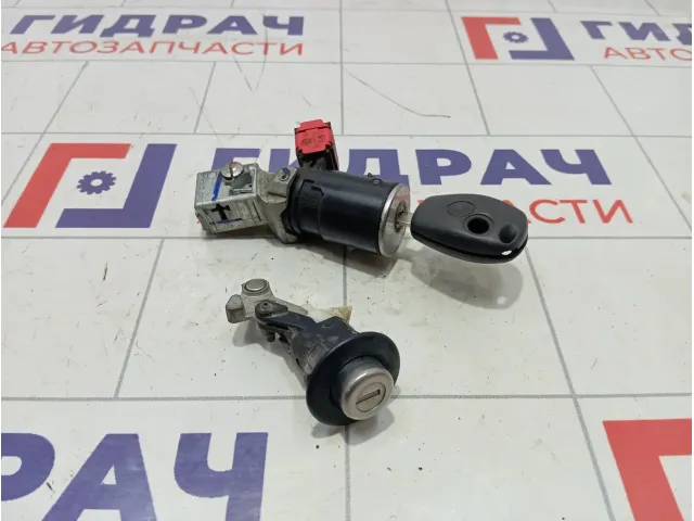 Замок зажигания Renault Duster 285916556R