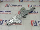 Стеклоподъемник электрический передний правый Renault Duster 8200733828