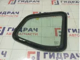 Стекло кузовное глухое (форточка) заднее левое Renault Duster 833071332R