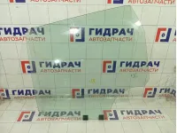 Стекло двери задней левой Renault Duster 823015327R