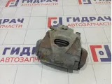 Суппорт тормозной передний правый Renault Duster 410018218R