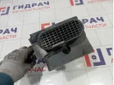Воздухозаборник Renault Duster 960150068R