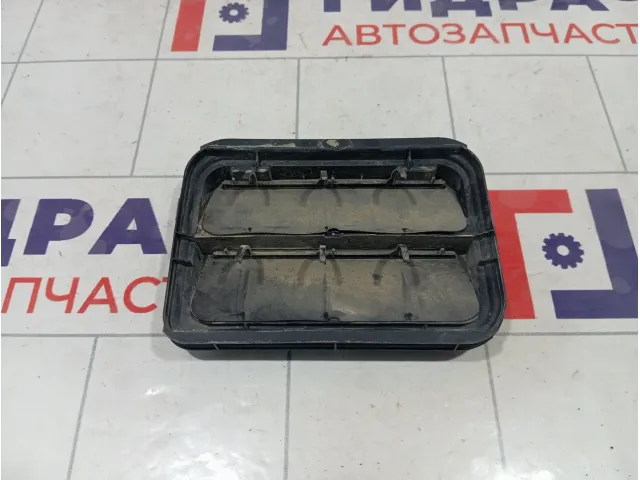 Решетка вентиляционная Renault Duster 7700838358