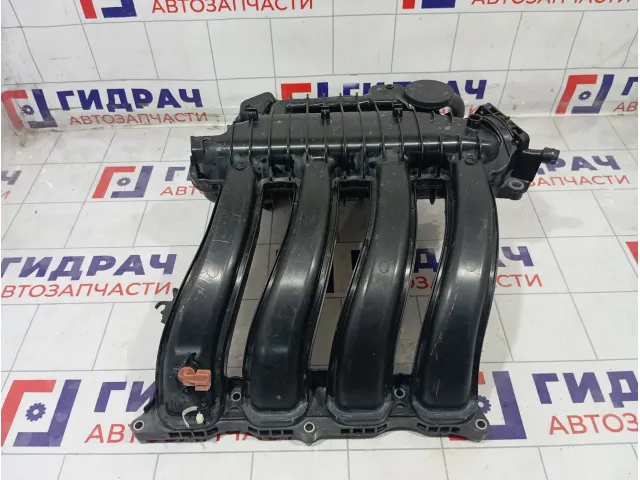 Коллектор впускной Renault Duster 140035004R