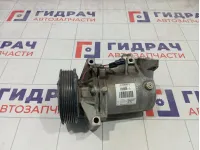 Компрессор системы кондиционирования Renault Duster 8201018716