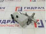 Цилиндр тормозной главный Renault Duster 460117430R