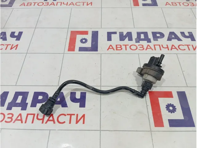 Клапан электромагнитный Renault Duster 8200660852