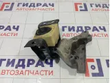 Опора двигателя правая Renault Duster 112100071R