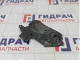 Кронштейн балки передней правый Renault Duster 544228640R