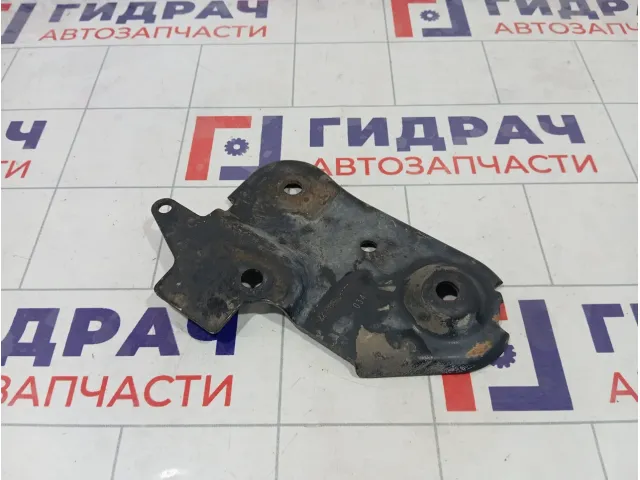 Кронштейн балки передней правый Renault Duster 544228640R