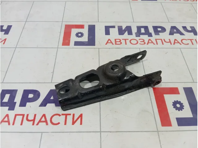 Кронштейн двигателя задний Renault Duster 113320701R