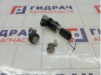 Замок зажигания Renault Duster 487003741R