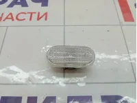 Повторитель на крыло Renault Duster 8200257684